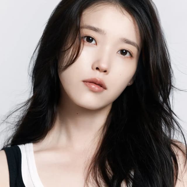 IU portrait