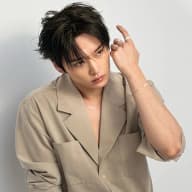 Lee Know portrait