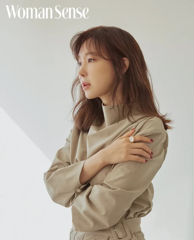 Lee Ji Hye portrait