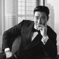 Choi Si-won portrait