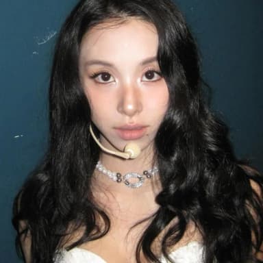 Chaeyoung portrait