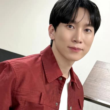 Seo Eun-kwang portrait