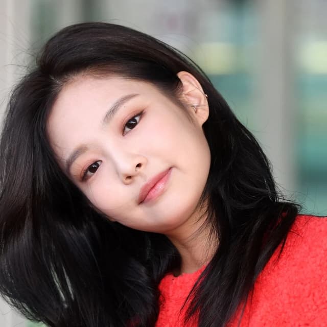 JENNIE portrait