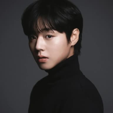 Park Jihoon portrait