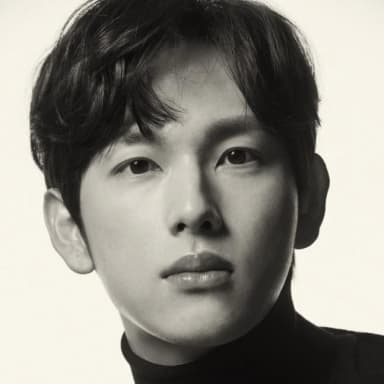 Siwan portrait