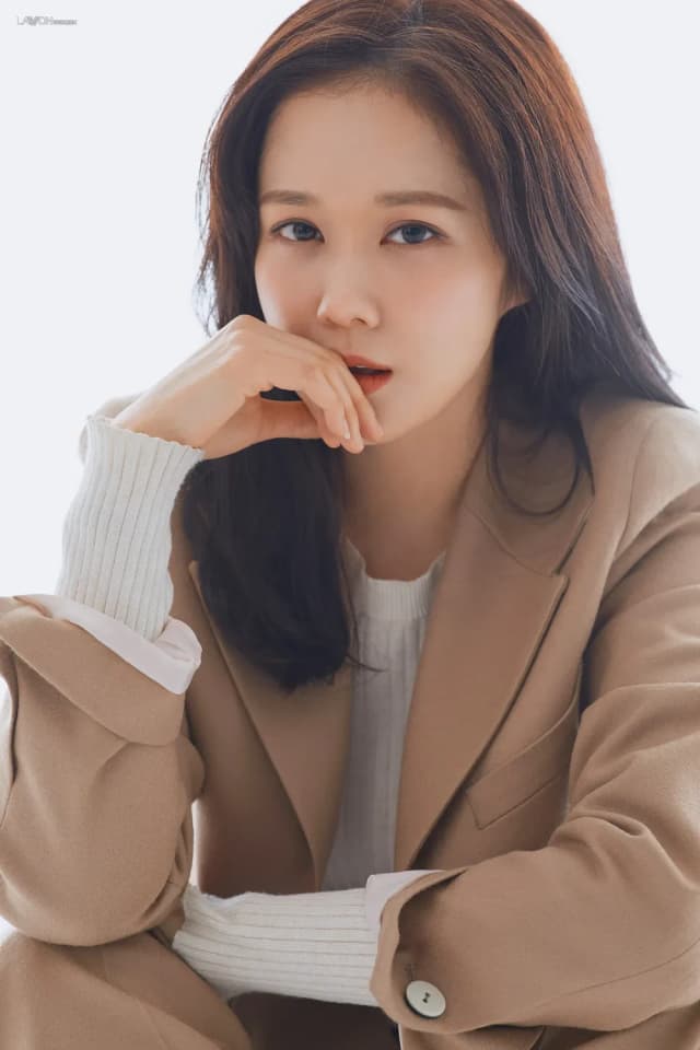 Jang Na-ra portrait