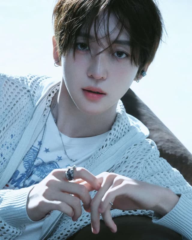 Donghyeon portrait