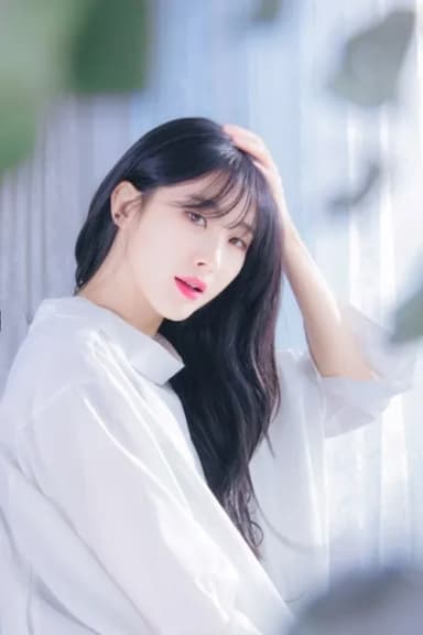 Moon Hyuna portrait