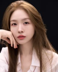 Minah portrait