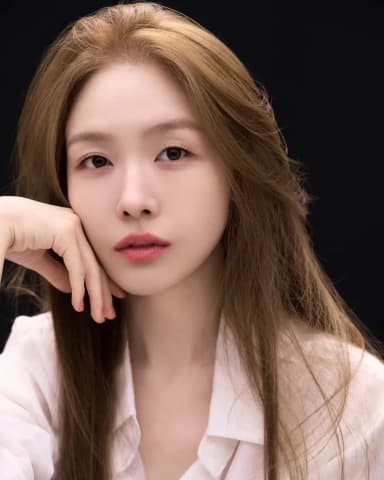 Minah portrait