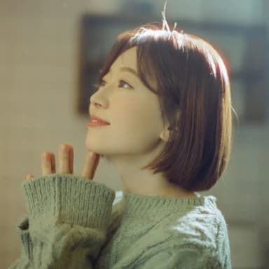 Hello Ga-Young portrait