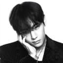 V portrait