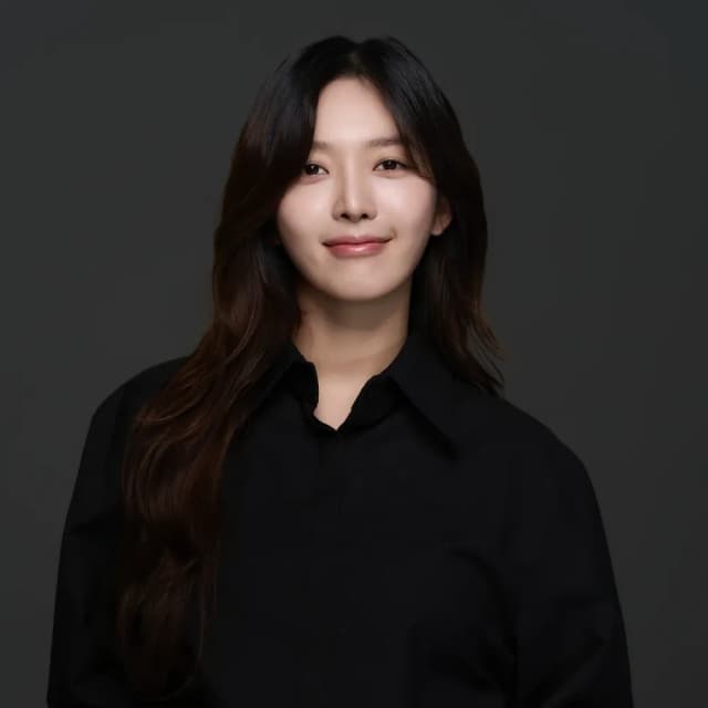 Im Do Hwa portrait