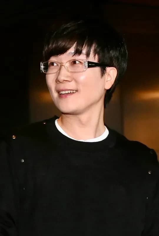 Seo Taiji portrait